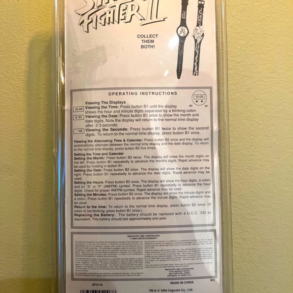 New 1994 Capcom Street Fighter 2 watch! - Picture 2 of 3